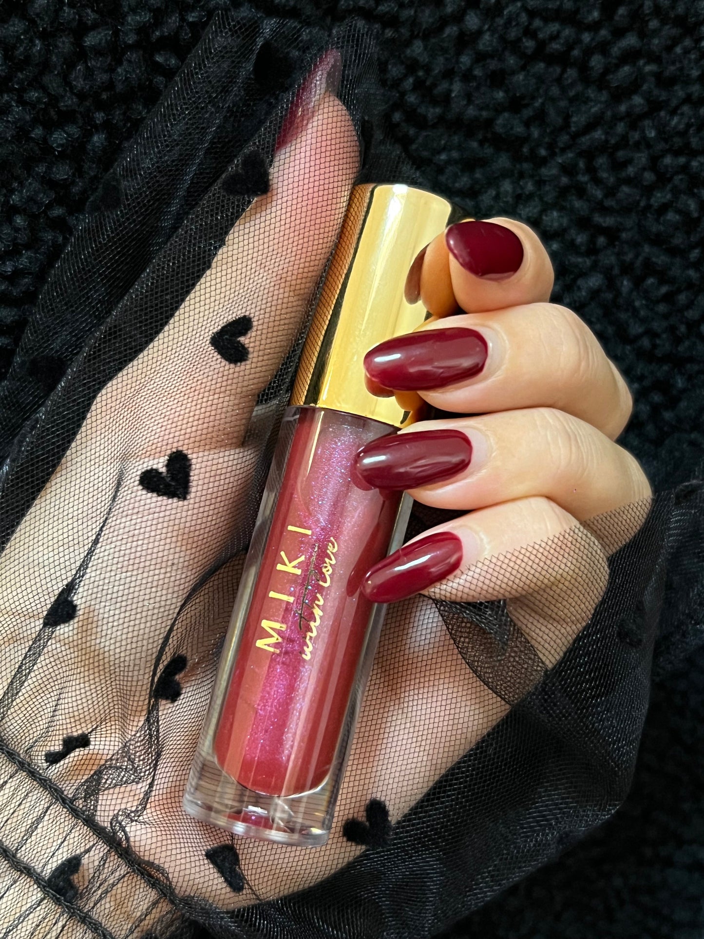 WINE KISSES Tahiti Glow Lip Gloss